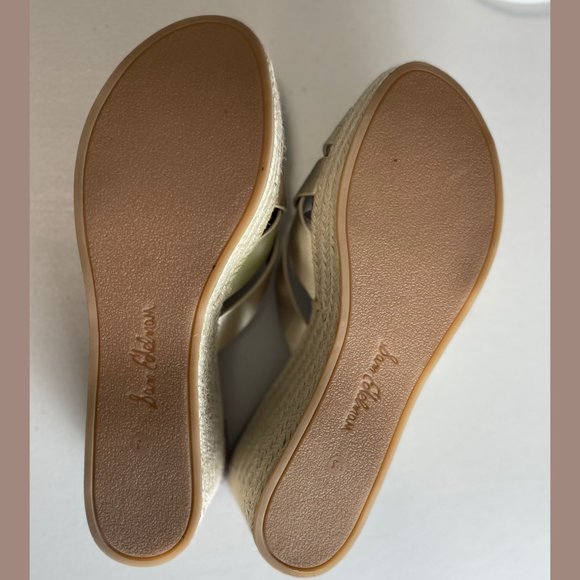 NWOT Sam Edelman Ramona Wedge Sandal - Gold - Picture 8 of 9